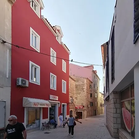 Sumic Harbour View *