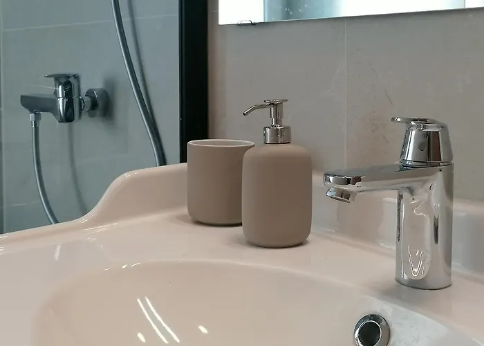 Sumic Harbour View * Makarska