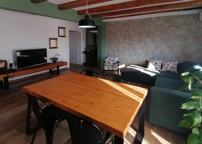 Sumic Harbour View Apartment Makarska