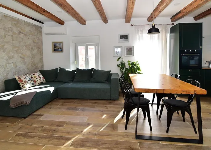 Apartment Sumic Harbour View Makarska