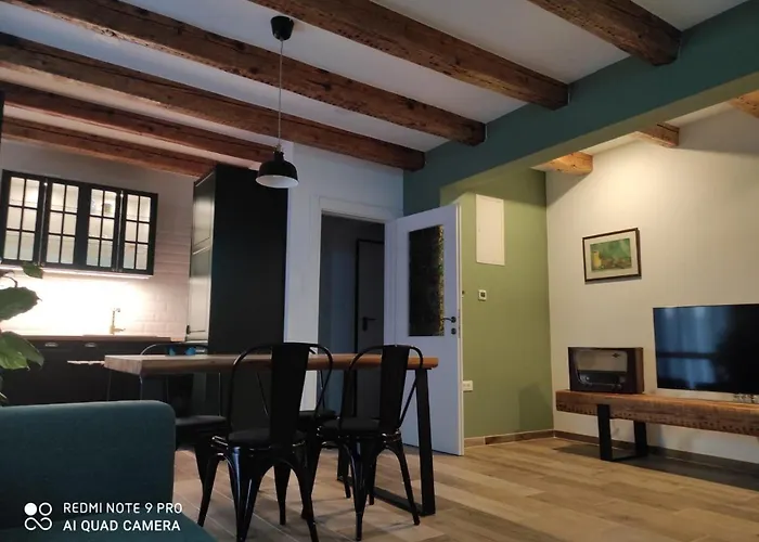 Sumic Harbour View Apartment