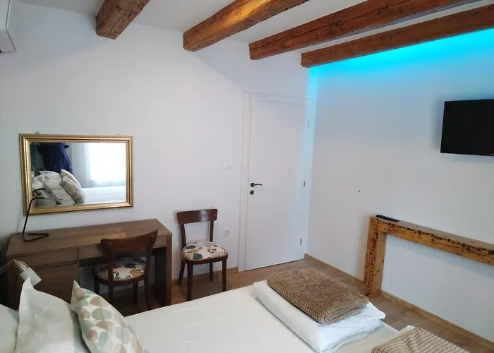 Apartment Sumic Harbour View Makarska