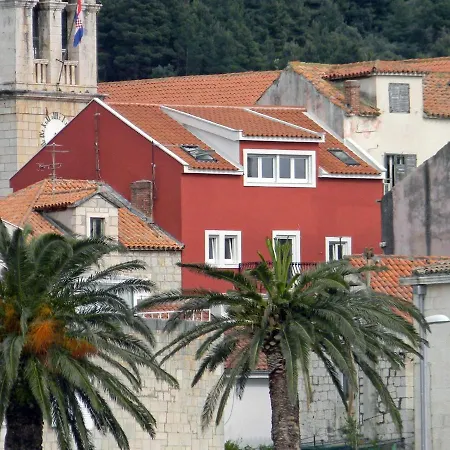Sumic Harbour View Apartment Makarska