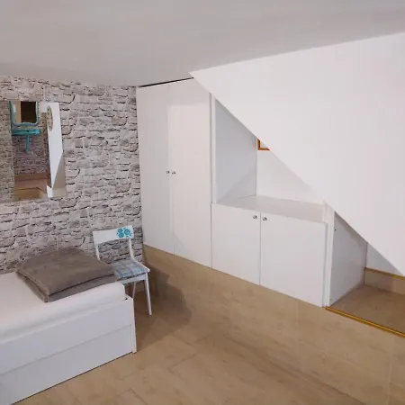 Sumic Harbour View Apartament *