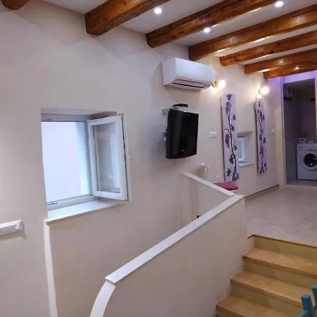 Apartment Sumic Harbour View Makarska