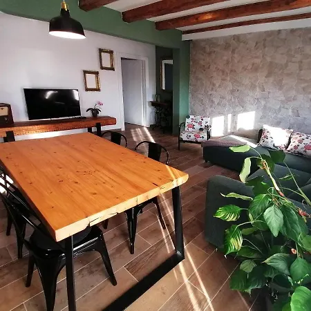 Sumic Harbour View *