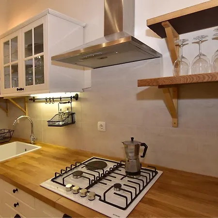 Sumic Harbour View * Макарска